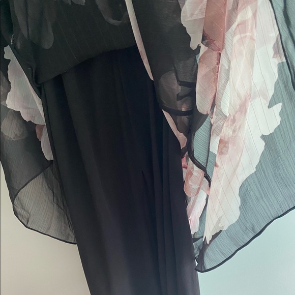 Women’s floral dinner dress - Picture 6 of 7